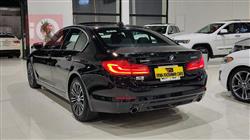 بی ئێم دەبڵیو سیریەس 5